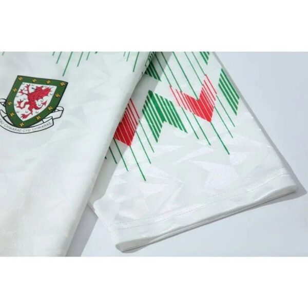 Retro Wales 1990/92 Home Jersey - Image 7