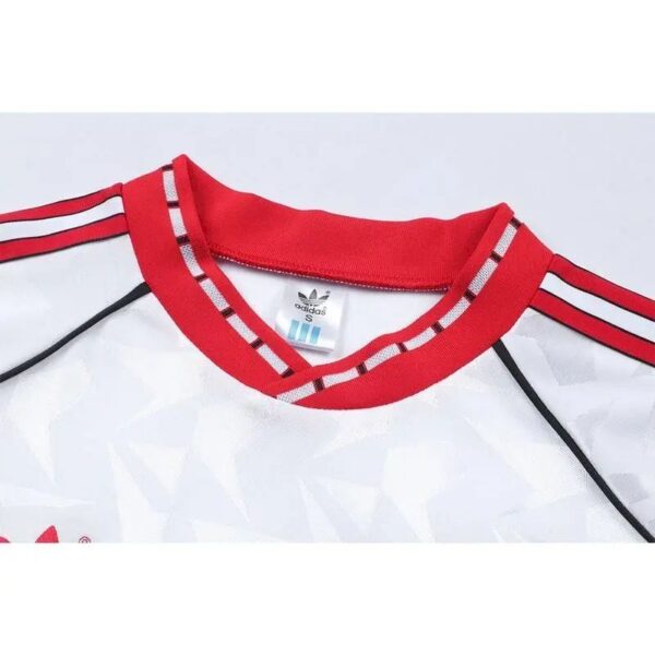 Retro Manchester United 1991 Cup Winners Cup Long Sleeves Jersey - Image 8