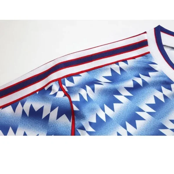 Retro Manchester United 1990/92 Away Long Sleeves Jersey - Image 4