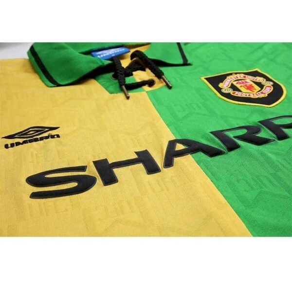Retro Manchester United 1992/94 Third Long Sleeves Jersey - Image 8