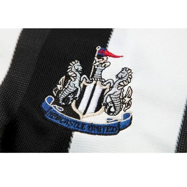 Retro Newcastle United 1995/97 Home Long Sleeves Jersey - Image 8