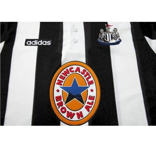 Retro Newcastle United 1995/97 Home Long Sleeves Jersey - Image 7