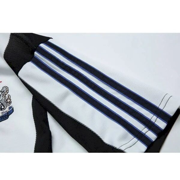 Retro Newcastle United 1995/97 Home Jersey - Image 6