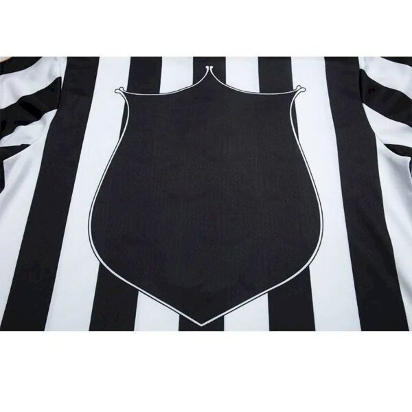 Retro Newcastle United 1997/99 Home Jersey - Image 4