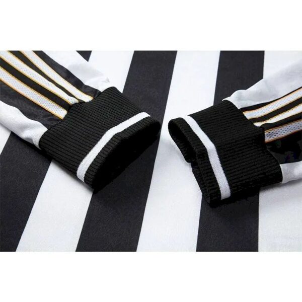 Retro Newcastle United 1997/99 Home Long Sleeves Jersey - Image 7