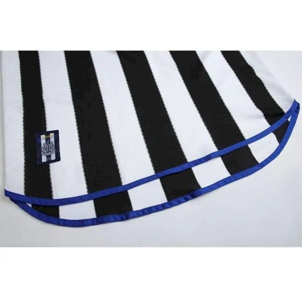 Retro Newcastle United 1999/2000 Home Long Sleeves Jersey - Image 2