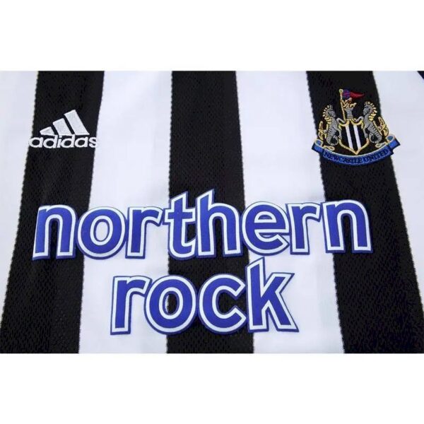 Retro Newcastle United 2003/05 Home Jersey - Image 5