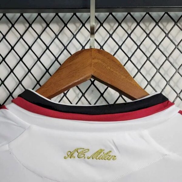 Retro AC Milan 2009/10 Away Jersey - Image 8