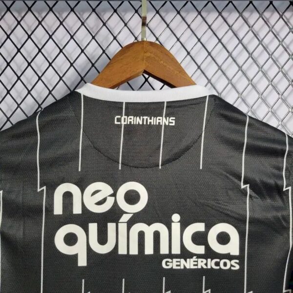 Retro Corinthians 2011/12 Away Jersey - Image 11