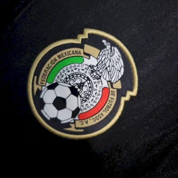 Retro Mexico 2010 Away Jersey - Image 8