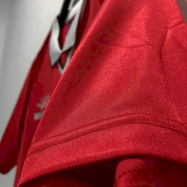 Retro Manchester United 1999 Home Champion League Final Jersey - Image 3