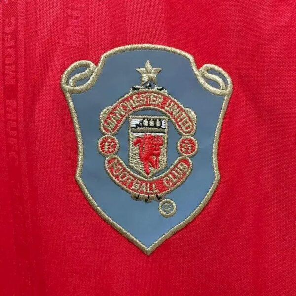 Retro Manchester United 1999 Home Champion League Final Jersey - Image 9