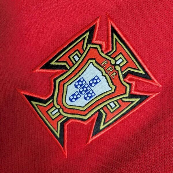 Retro Portugal 2016/17 Home Jersey - Image 7