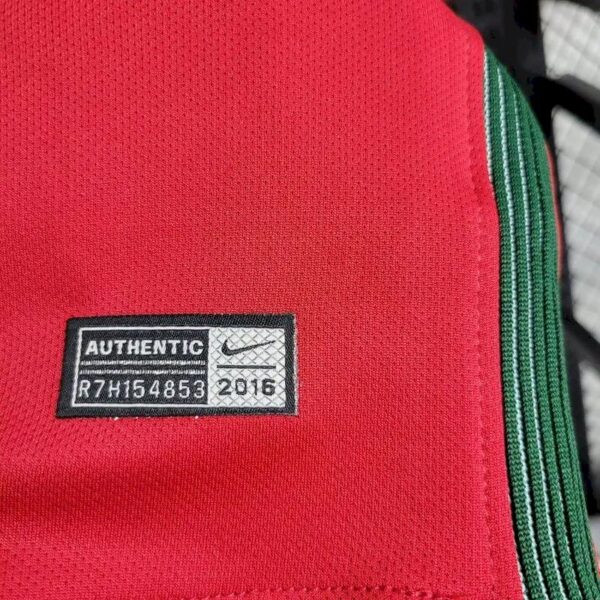 Retro Portugal 2016/17 Home Jersey - Image 11