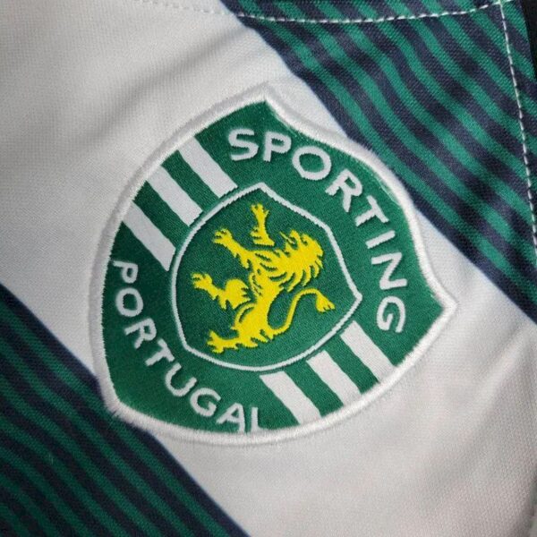 Retro Sporting CP 2000 Home Jersey - Image 5