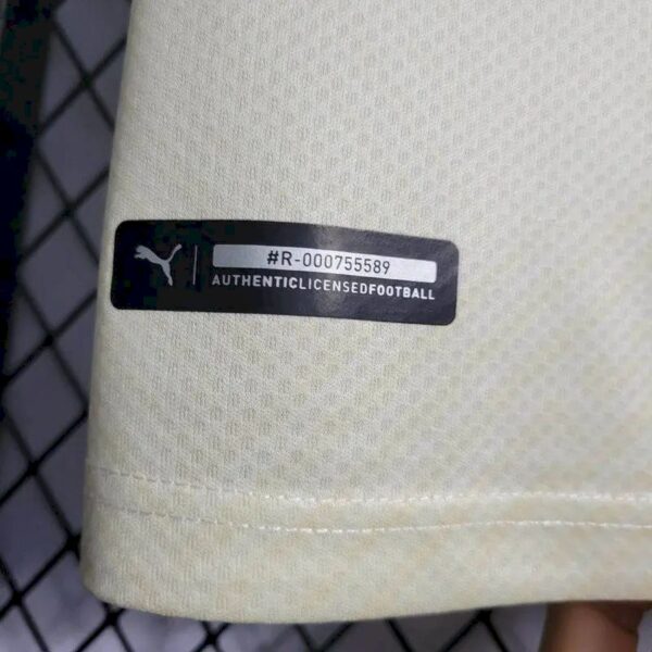 Retro AC Milan 2021/22 Away Jersey - Image 9