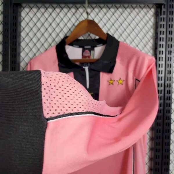 Retro Juventus 1997/98 Away Long Sleeves Jersey - Image 3