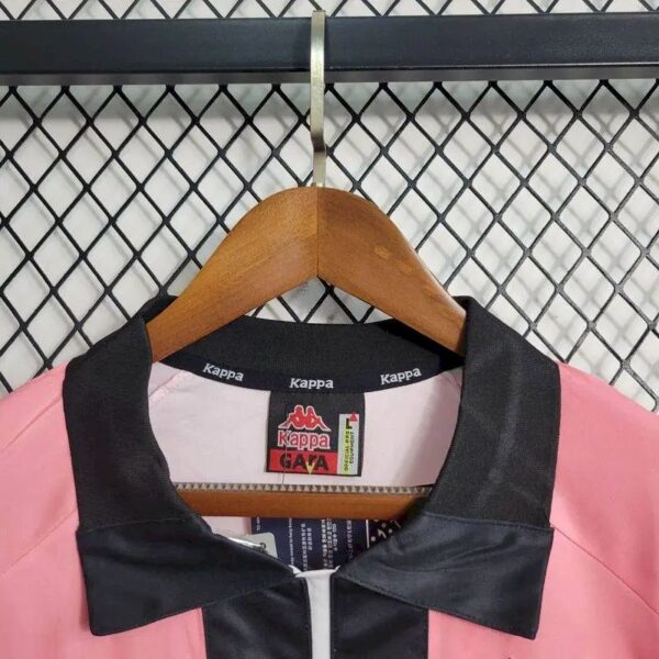 Retro Juventus 1997/98 Away Long Sleeves Jersey - Image 7