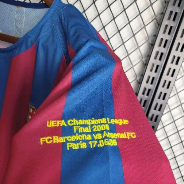 Retro Barcelona 2005/06 Home UCL Edition Long Sleeves Jersey - Image 5