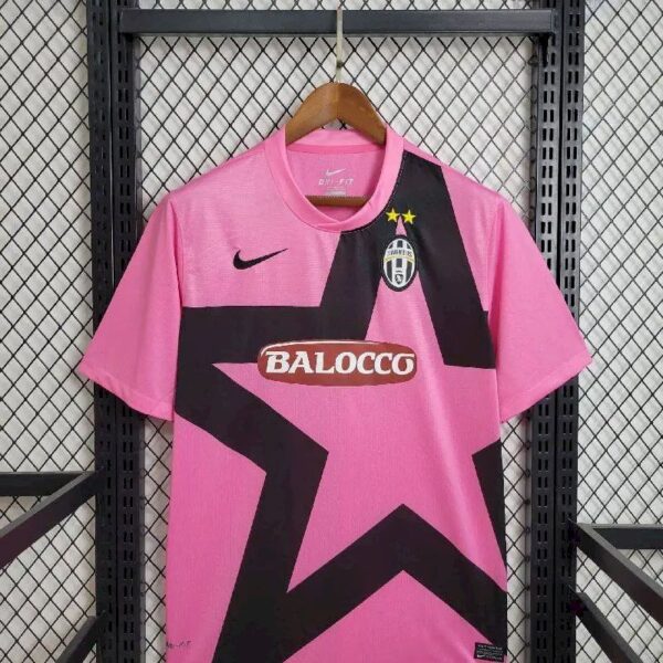 Retro Juventus 2011/12 Away Jersey - Image 5