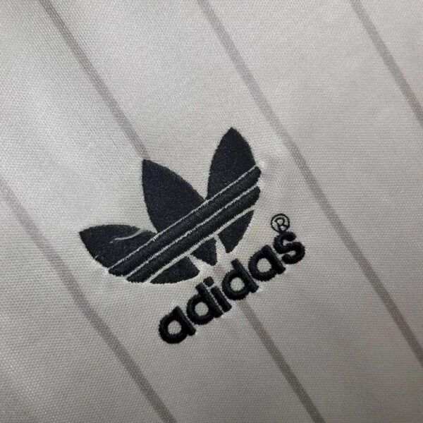 Retro Manchester United 1983/84 Away Jersey - Image 9