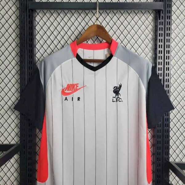 Retro Liverpool 2021/22 Fourth Jersey - Image 10