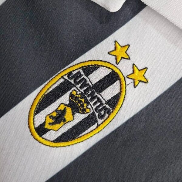 Retro Juventus 1999/2000 Home Long Sleeves Jersey - Image 6