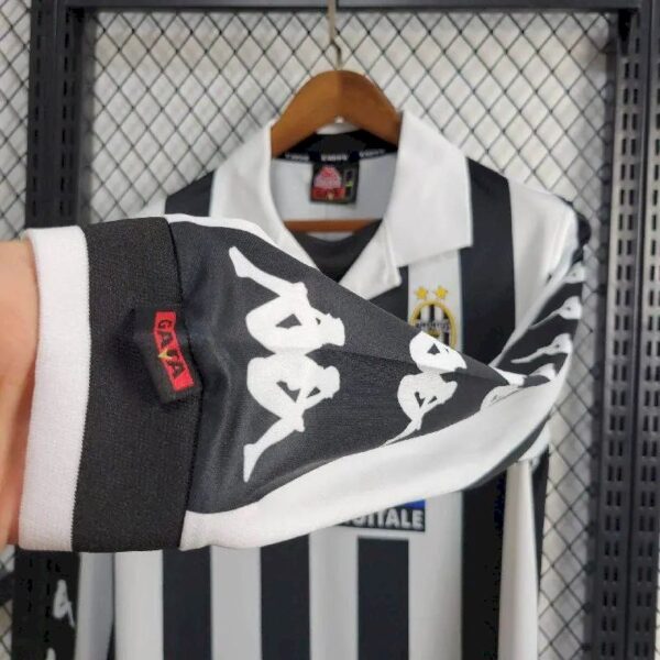 Retro Juventus 1999/2000 Home Long Sleeves Jersey - Image 5