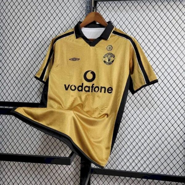Retro Manchester United 2001/02 Centenary Reversible Away And Third Jersey - Image 17