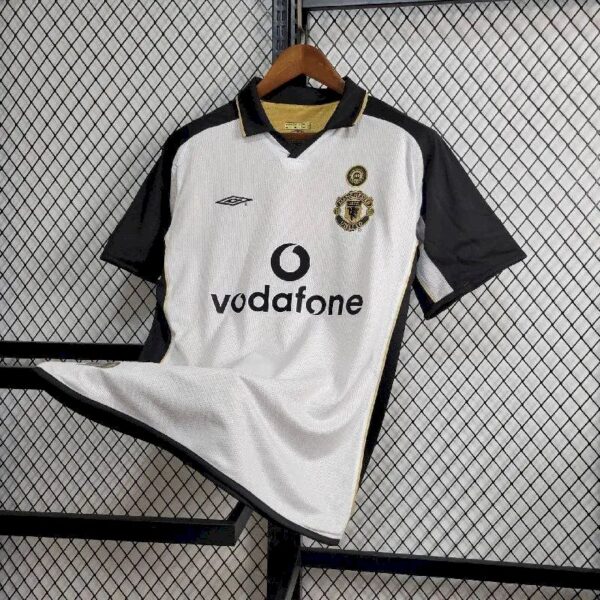 Retro Manchester United 2001/02 Centenary Reversible Away And Third Jersey - Image 16