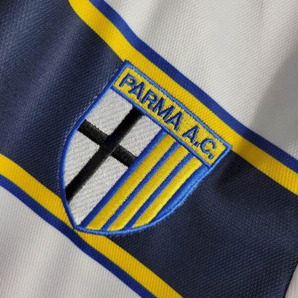 Retro Parma Calcio 2001/02 Home Jersey - Image 10