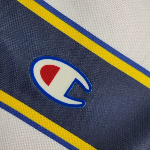 Retro Parma Calcio 2001/02 Home Jersey - Image 6