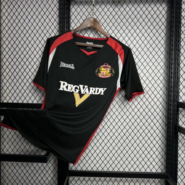 Retro Sunderlandl 2005/06 Away Jersey - Image 3