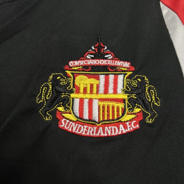 Retro Sunderlandl 2005/06 Away Jersey - Image 7