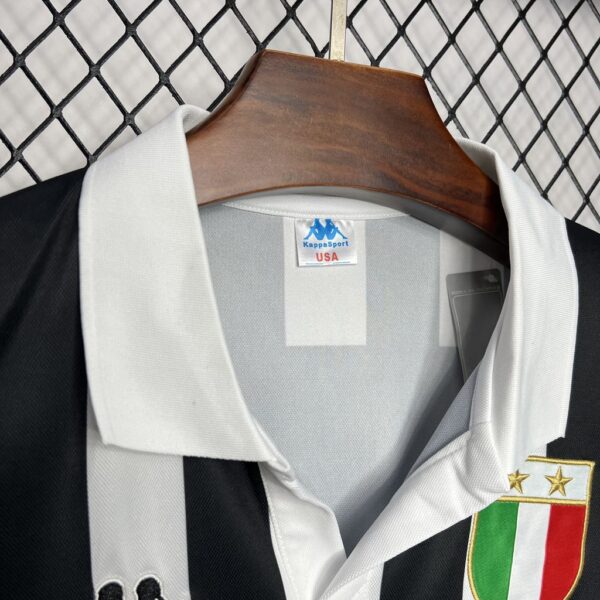 Retro Juventus 1984-85 Home Jersey - Image 6