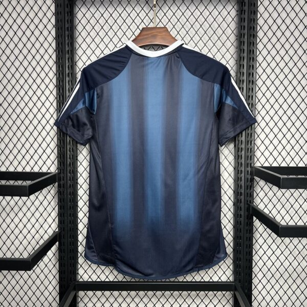 Retro Newcastle United 2004/06 Away Jersey - Image 2