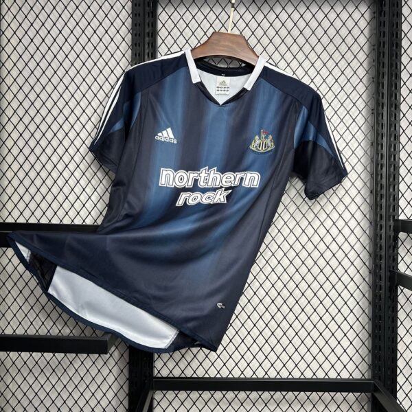 Retro Newcastle United 2004/06 Away Jersey - Image 9