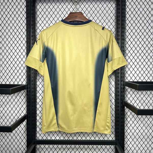 Retro Italy 2006 World Cup Goalkeeper Jersey - Image 2