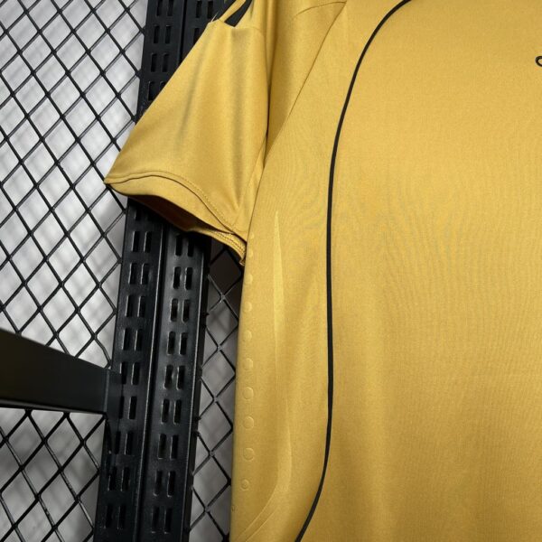 Retro Spain 2008 Away Jersey - Image 7