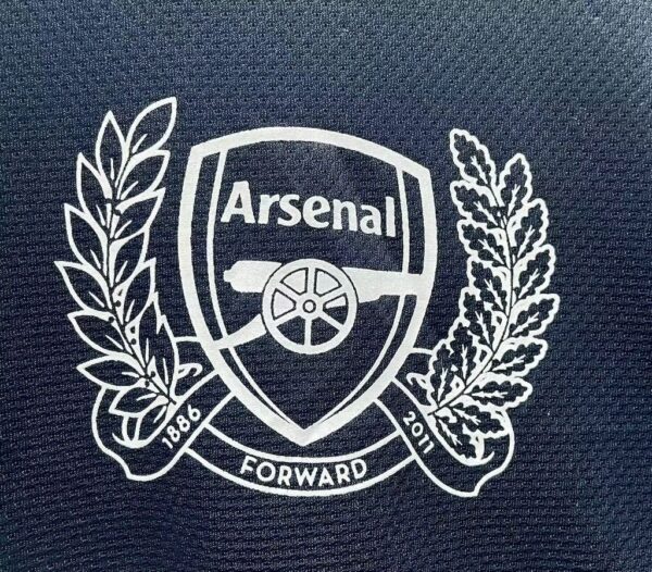 Retro Arsenal 2011/12 Away Jersey - Image 9