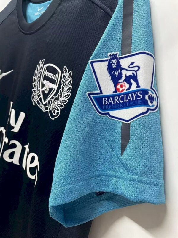 Retro Arsenal 2011/12 Away Jersey - Image 4