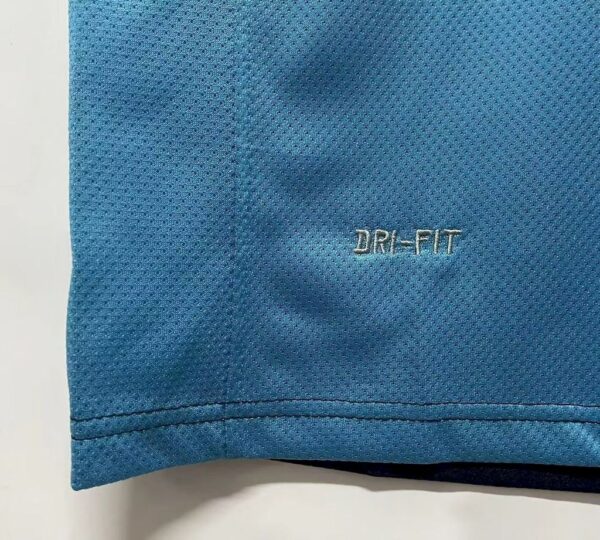 Retro Arsenal 2011/12 Away Jersey - Image 3