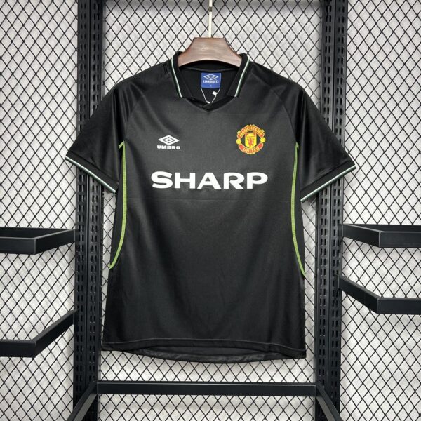 Retro Manchester United 1998/99 Third Jersey - Image 4