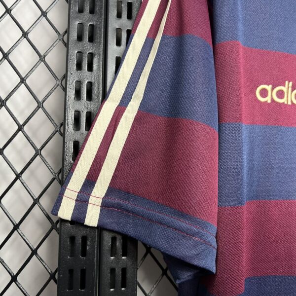 Retro Newcastle United 1995/96 Away Jersey - Image 5
