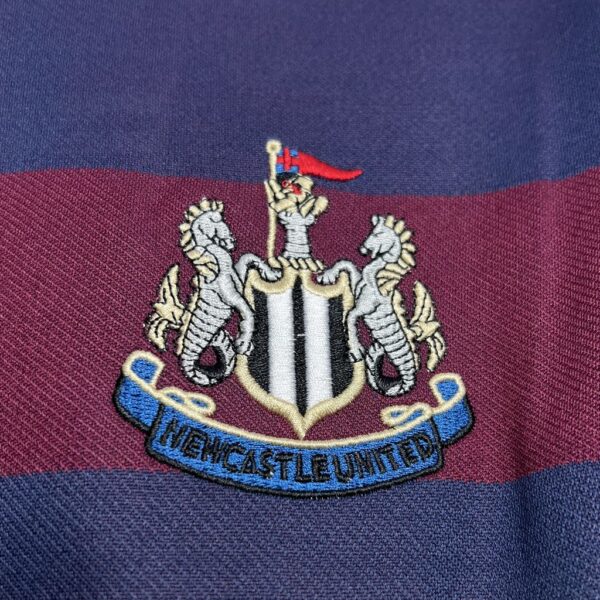 Retro Newcastle United 1995/96 Away Jersey - Image 7