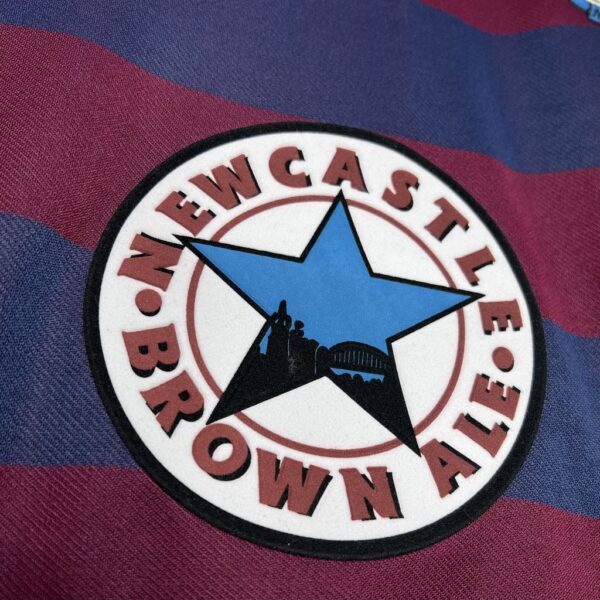 Retro Newcastle United 1995/96 Away Jersey - Image 8