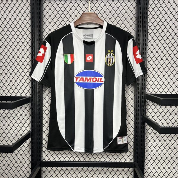 Retro Juventus 2002/03 Home Champions Leagues Jersey - Image 8