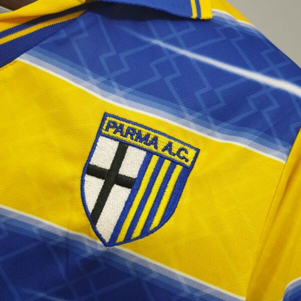 Retro Parma Calcio 1998/99 Home Jersey - Image 4