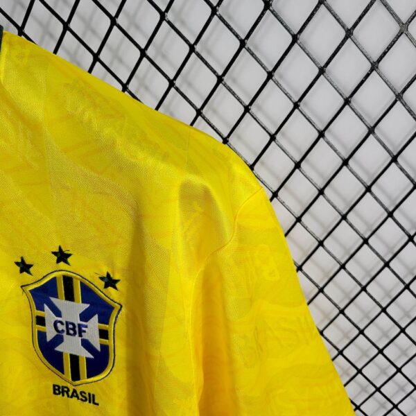 Retro Brazil 1991/93 Home Jersey - Image 4