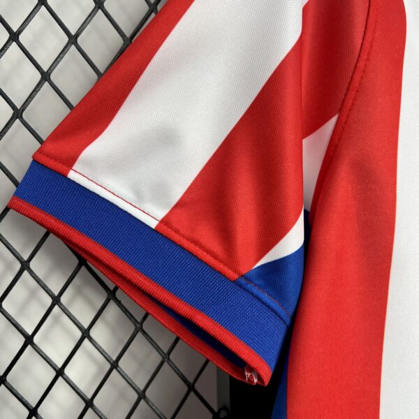 Retro Sporting de Gijon 2001/02 Home Jersey - Image 8